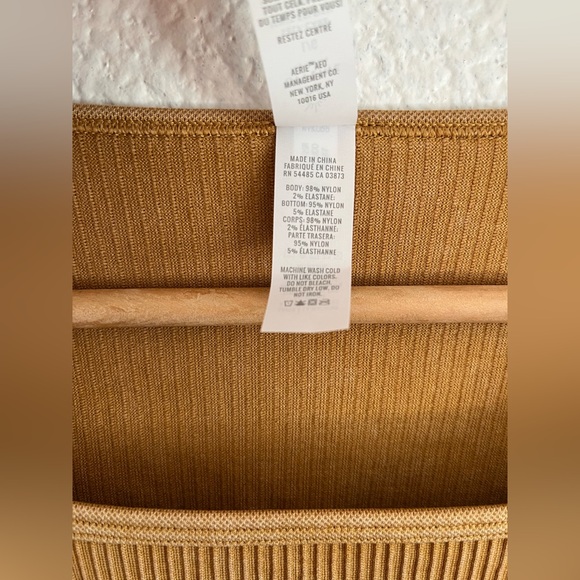 Aerie Offline Seamless Cable Cropped Compression Stonewash Brown Top L - Picture 13 of 13